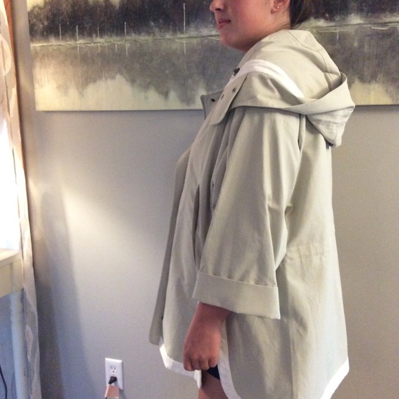 Cinzia Rocca Due Cape coat jacket - Picture 2 of 7